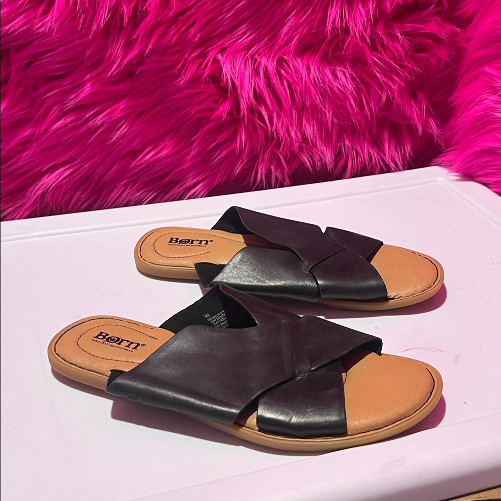 Born Women's Black Leather Slide Sandals - Picture 2 of 6